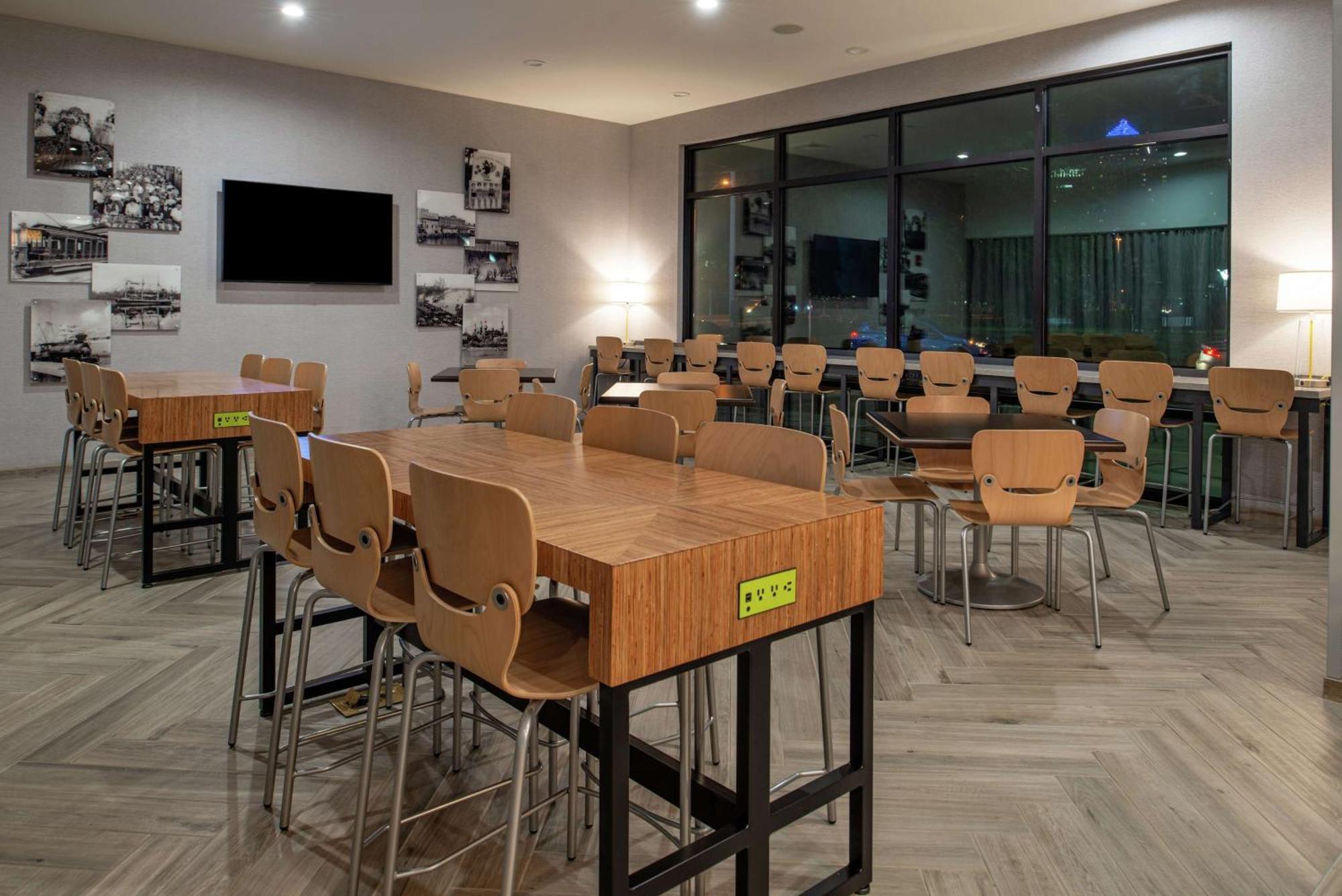 Home2 Suites By Hilton Tampa Downtown Channel District מראה חיצוני תמונה